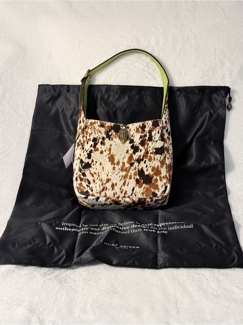 STUNNING Kurt Geiger The Bond Cowhide Shoulder Bag with Lime Green